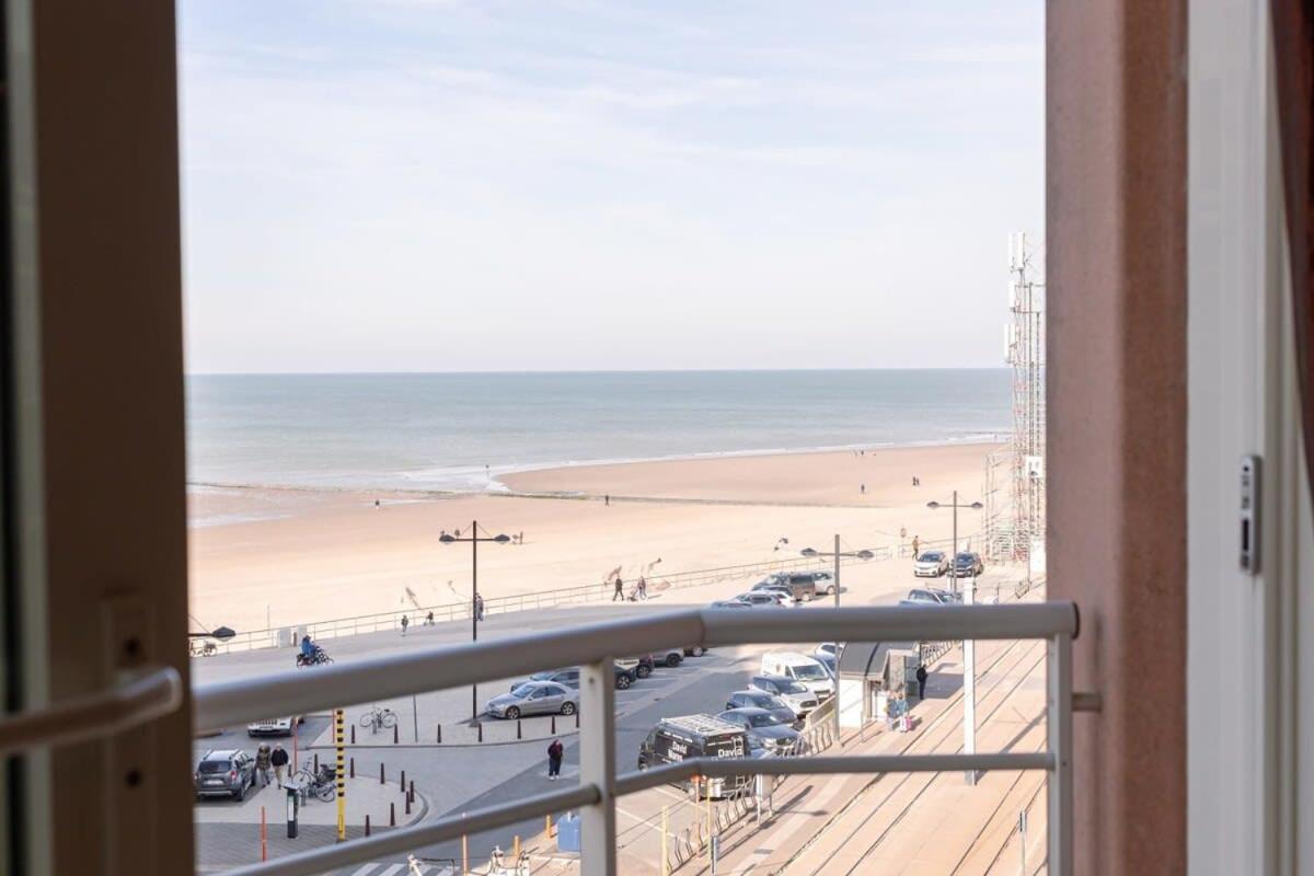 Huswell - Lovely Apartment With Lateral Sea View Миделкерке Екстериор снимка