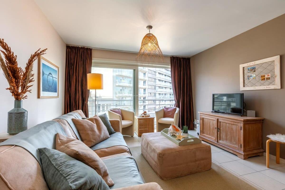Huswell - Lovely Apartment With Lateral Sea View Миделкерке Екстериор снимка